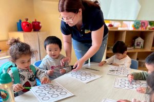 Teacher leading a lesson in a Prek-Classroom in Laguna Hills